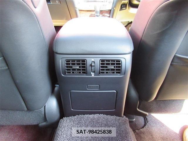 Nissan FUGA 2019-06 334225-14