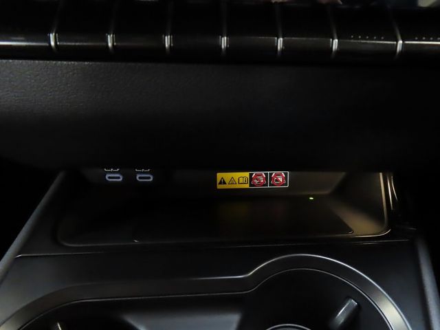 Lexus UX 2023-05 16879-24