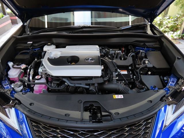 Lexus UX 2023-05 16879-28