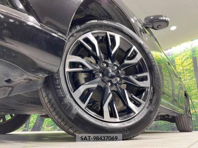 Mitsubishi OUTLANDER PHEV 2015-10 215420-12