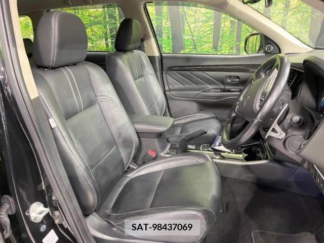 Mitsubishi OUTLANDER PHEV 2015-10 215420-9
