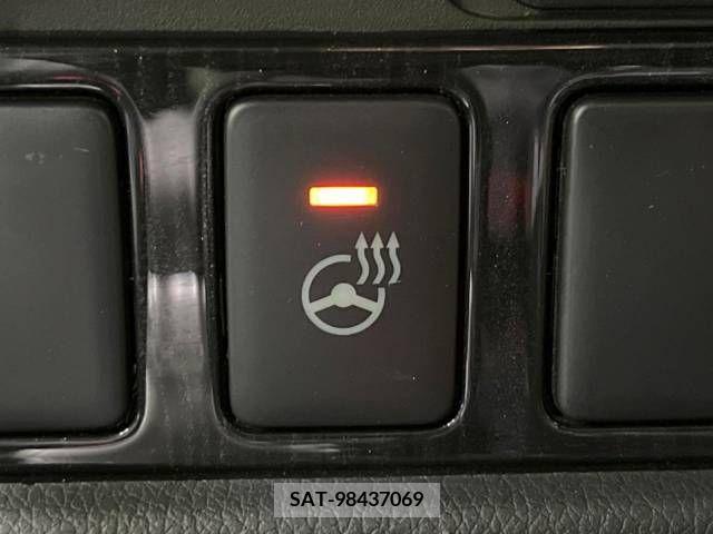 Mitsubishi OUTLANDER PHEV 2015-10 215420-7