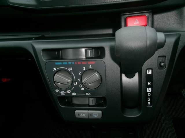 Toyota PIXIS EPOCH 2017-06 3625-9
