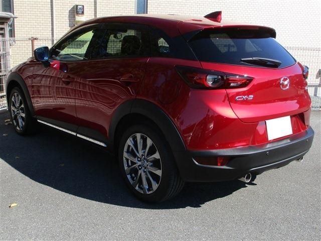 Mazda CX-3 2018-08 18133-4