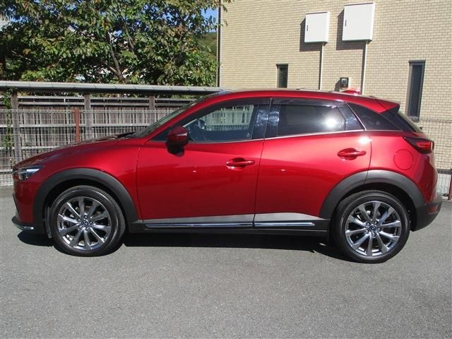 Mazda CX-3 2018-08 18133-3