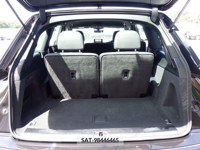 Audi Q7 2020-02 333718-24