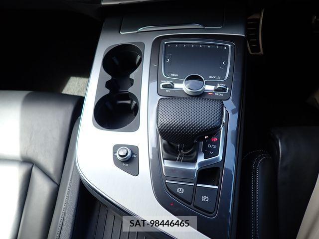 Audi Q7 2020-02 333718-17
