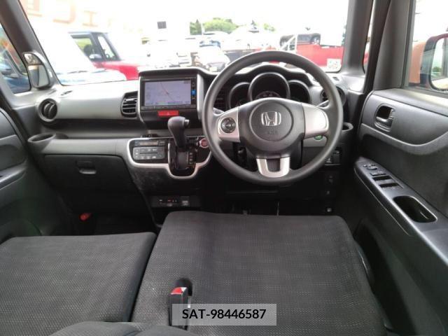 Honda N BOX 2017-04 306870-2