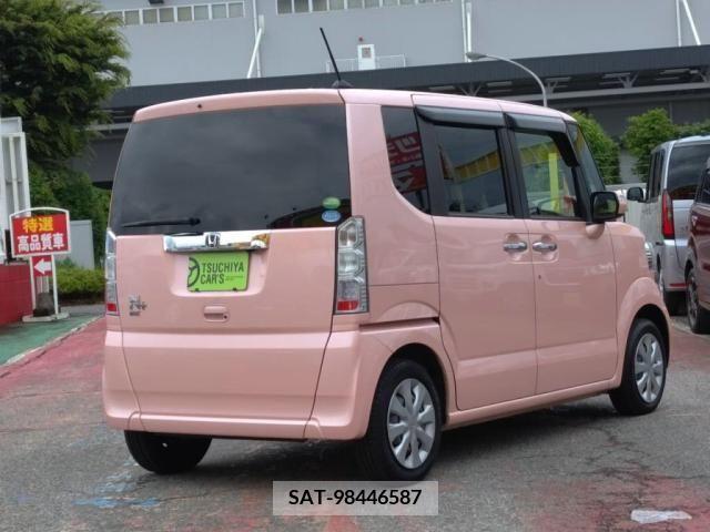 Honda N BOX 2017-04 306870-1