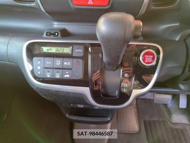 Honda N BOX 2017-04 306870-14