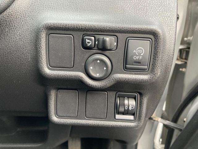 Nissan NOTE 2012-11 192180-4