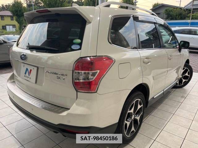 Subaru FORESTER 2015-06 360487-17