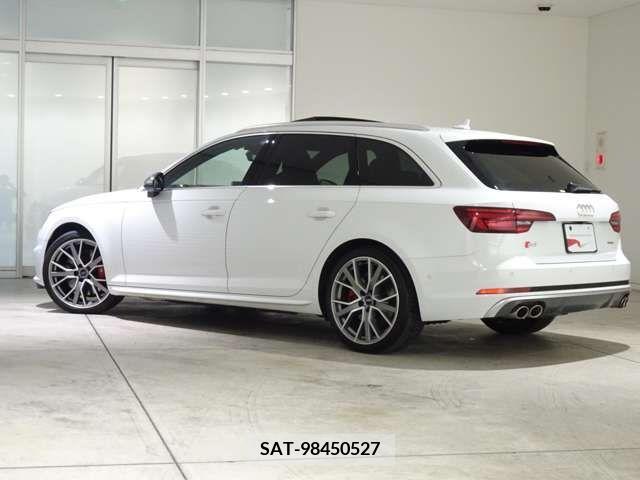 Audi S4 2019-05 317920-5