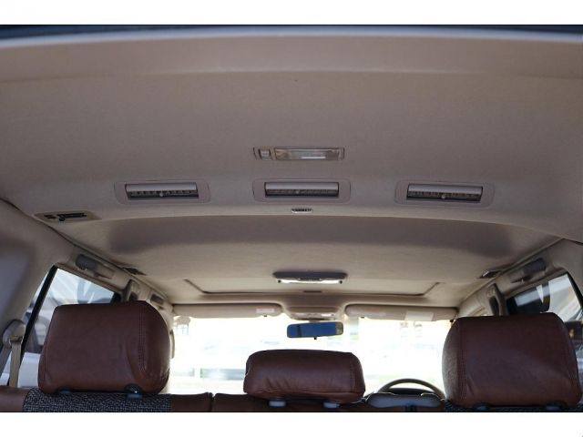 Toyota LAND CRUISER 2002-01 3849-8