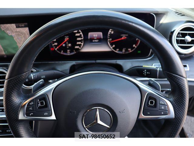 Mercedes Benz E-CLASS 2018-01 219760-12