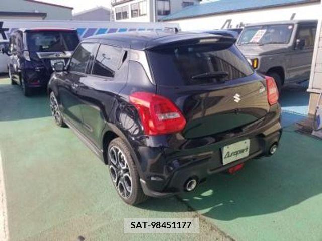 Suzuki SWIFT 2022-03 320819-2