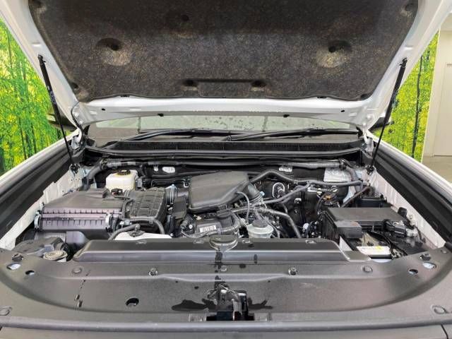 Toyota PRADO 2023-04 192728-18