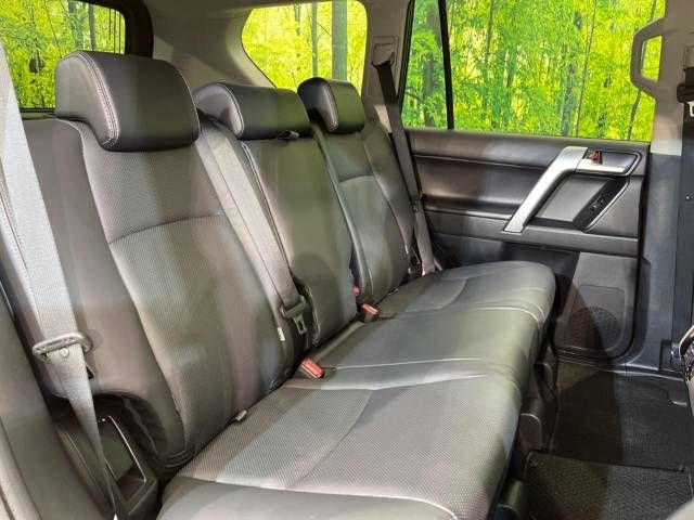 Toyota PRADO 2023-04 192728-10