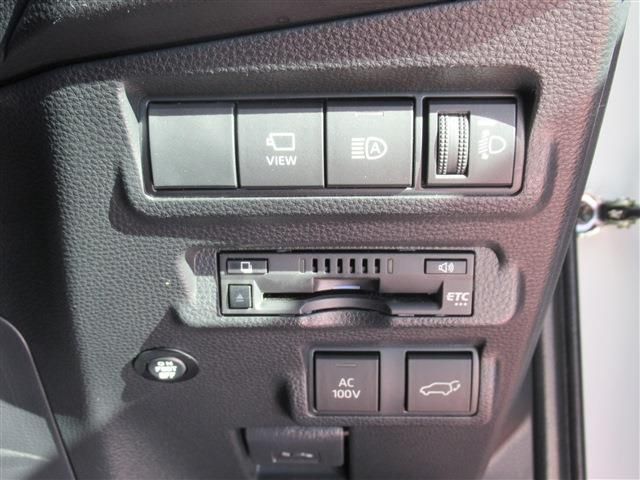 Toyota COROLLA CROSS 2022-11 195238-4