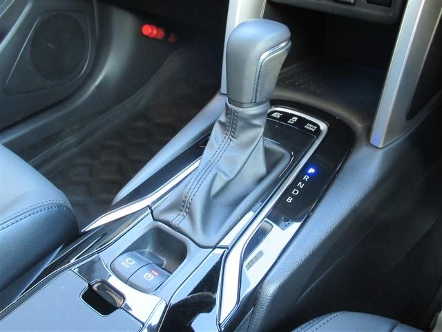 Toyota COROLLA CROSS 2022-11 195238-10