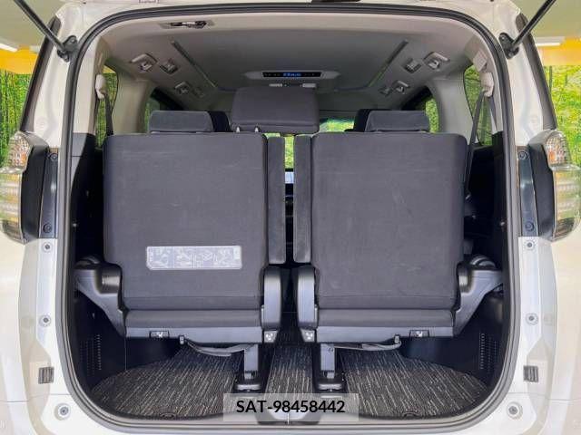 Toyota VELLFIRE 2015-09 240411-12