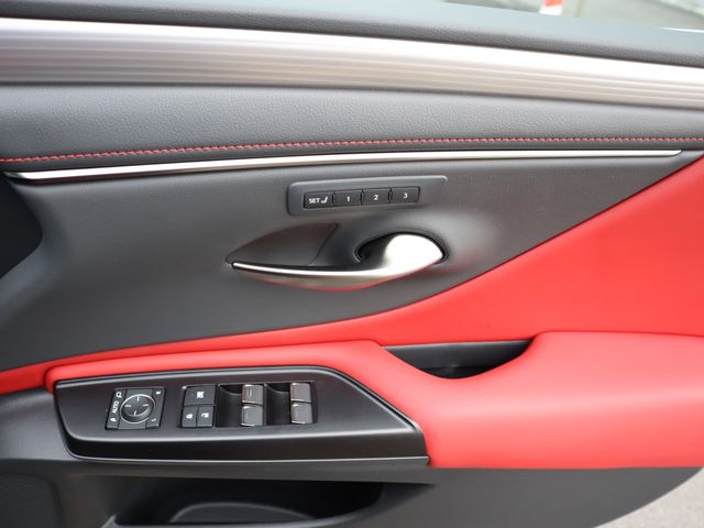 Lexus ES 2020-09 190339-17