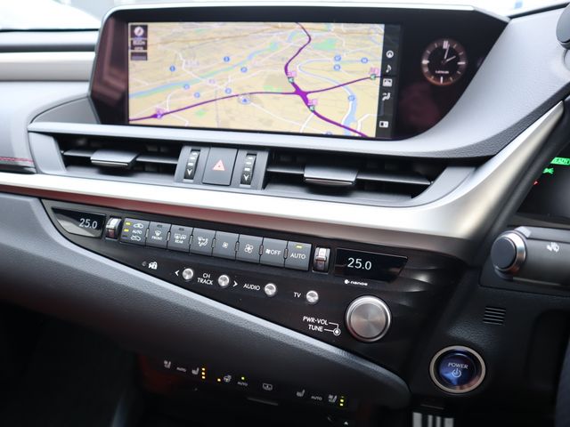 Lexus ES 2020-09 190339-13