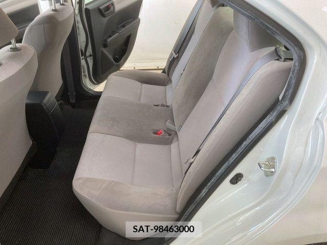 Toyota COROLLA AXIO 2015-01 236133-14