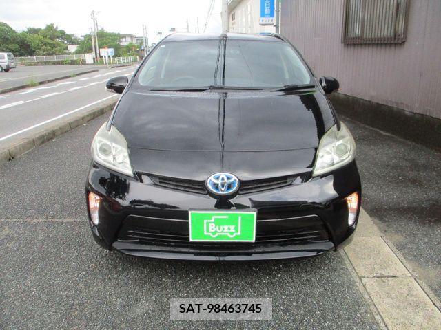 Toyota PRIUS 2013-02 382958-0