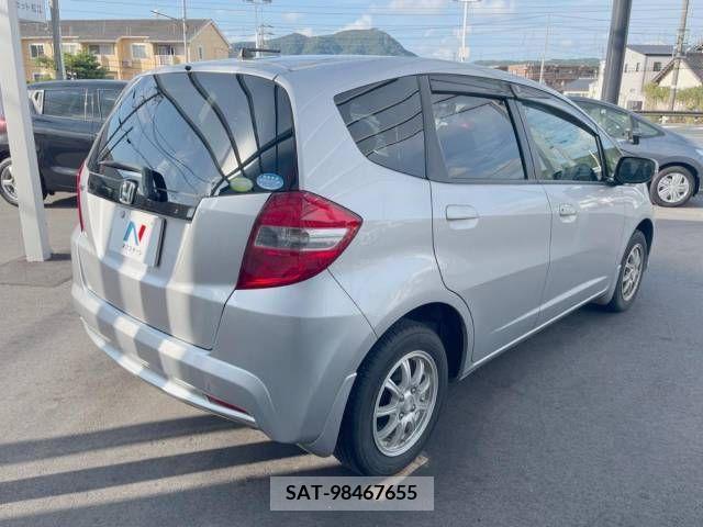 Honda FIT 2011-09 390822-15