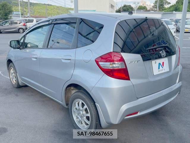 Honda FIT 2011-09 390822-16