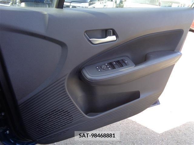Nissan NOTE 2022-03 385996-25