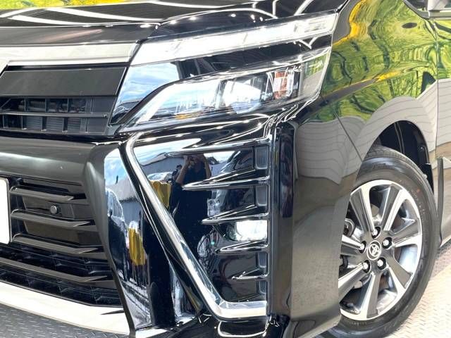 Toyota VOXY 2021-02 16363-13