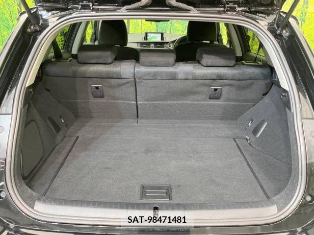 Lexus CT 2011-08 255202-10