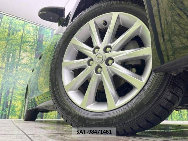 Lexus CT 2011-08 255202-13