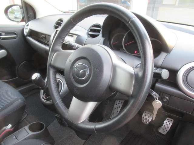 Mazda DEMIO 2011-01 191781-10