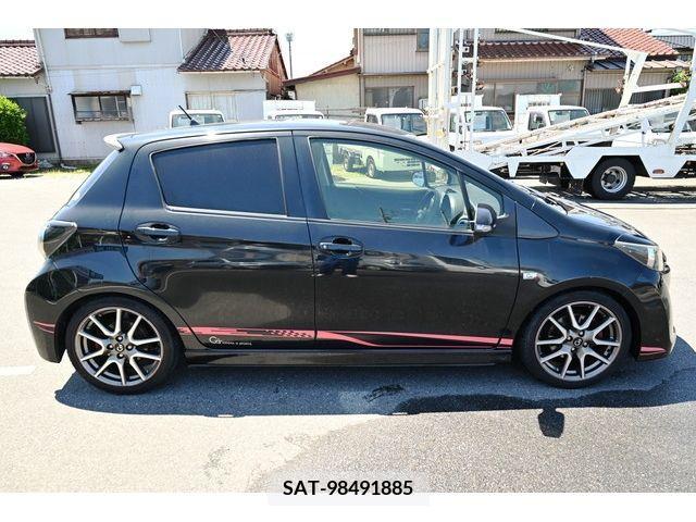 Toyota VITZ 2012-06 288581-8