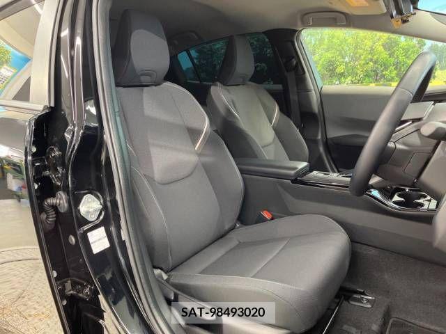 Toyota PRIUS 2023-04 219969-8