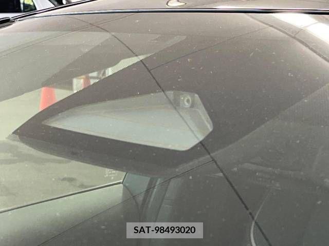 Toyota PRIUS 2023-04 219969-4