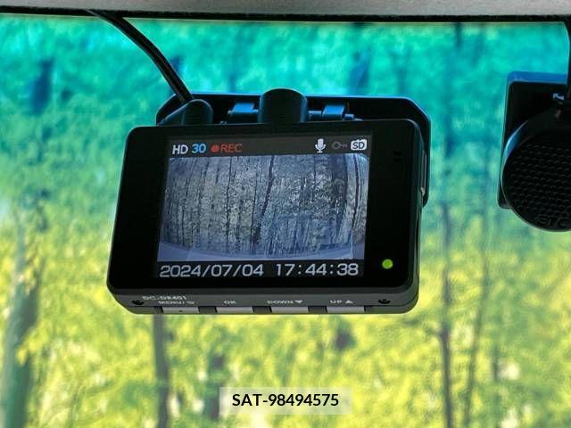 Honda N BOX CUSTOM 2015-03 336460-5