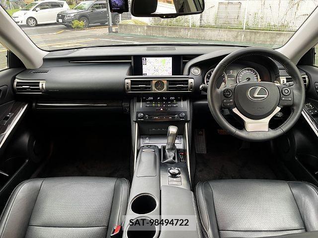 Lexus IS 2014-03 275386-1