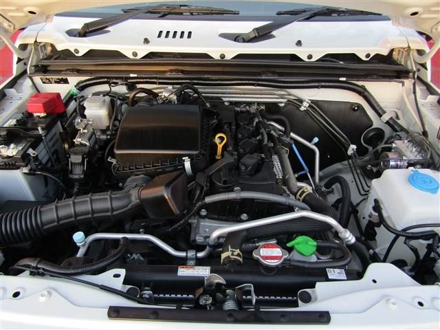 Suzuki JIMNY SIERRA 2021-03 194909-28