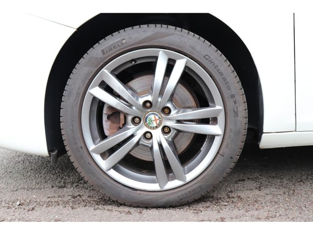 ALFA ROMEO GIULIETTA 2015-03 4538-28