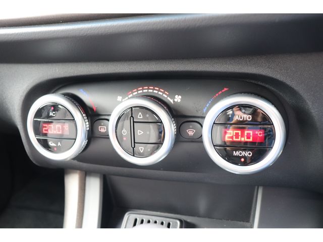 ALFA ROMEO GIULIETTA 2015-03 4538-24