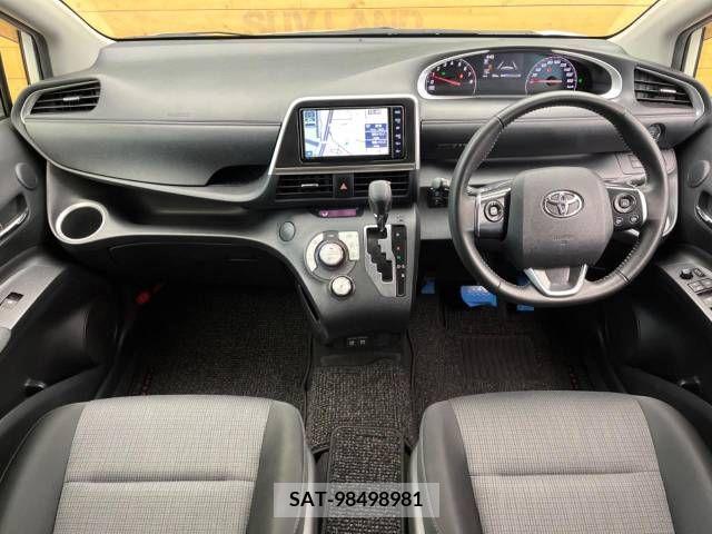 Toyota SIENTA 2021-08 374667-1