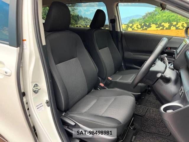 Toyota SIENTA 2021-08 374667-9