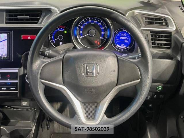 Honda FIT 2016-06 269475-13