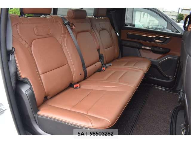 Dodge RAM 2023-09 335860-14