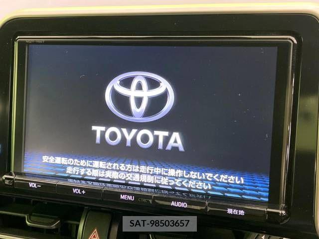 Toyota C-HR 2017-03 246089-3