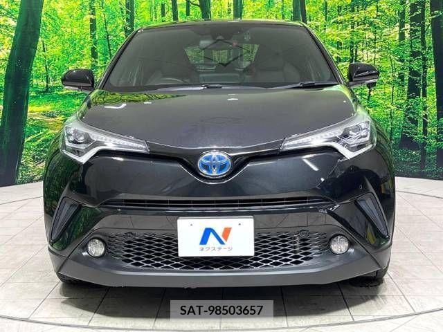 Toyota C-HR 2017-03 246089-14